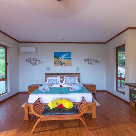 Anse Soleil Beachcomber Hotel And Self Catering Baie Lazare  Экстерьер фото